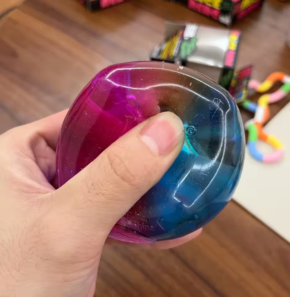 Schylling NeeDoh Rainbow Cube  - Fidget Cube Original recension och pris